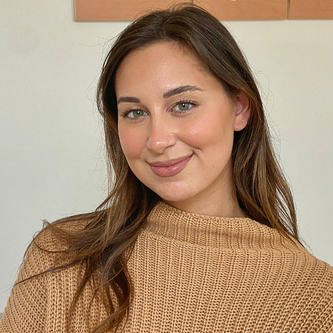 Headshot of Katherine Fuchs, LMHC at Beacon Therapy Group.